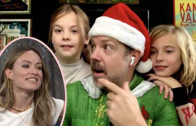 Jason Sudeikis & Olivia Wilde's ADORABLE Kids Make Super Rare Public Appearance -- Crashing Dad's Christmas Interview! - perezhilton.com - New York - county Bucks