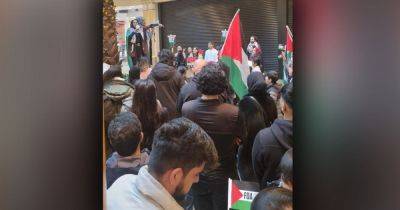 Pro-Palestinian protesters gather at Trafford Centre - www.manchestereveningnews.co.uk - Manchester - Israel - Palestine