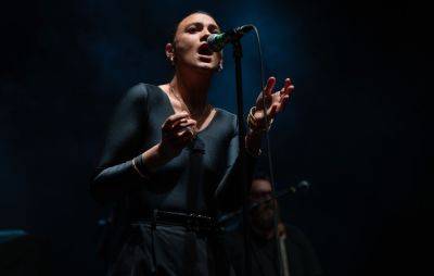 Nadine Shah shares “love letter to people met in recovery” on new single ‘Twenty Things’ - www.nme.com - Britain - London - city Newcastle