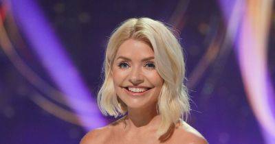ITV Dancing on Ice bosses 'desperate' to bring Holly Willoughby back as host - www.ok.co.uk