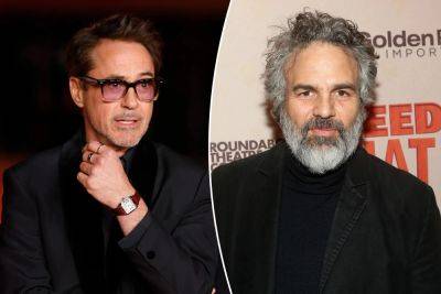 Robert Downey Jr. salutes ‘bangable’ Mark Ruffalo for wearing ‘a– pad’ in ‘Poor Things’ nude scene - nypost.com