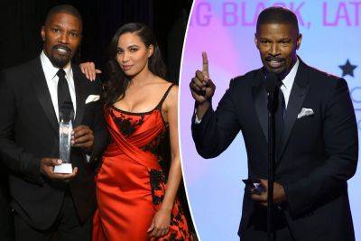 Jamie Foxx makes first public appearance since health scare: ‘I couldn’t actually walk’ - nypost.com - Atlanta
