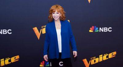 Reba McEntire Responds to Engagement Rumors After Wearing Ring on THAT Finger on 'The Voice' - www.justjared.com - Los Angeles
