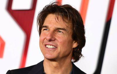 Tom Cruise is sending out hundreds of Christmas cakes as presents - www.nme.com - Los Angeles