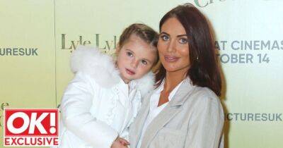 Amy Childs says daughter Polly 'hasn't been herself' in the run up to the twins' birth - www.ok.co.uk