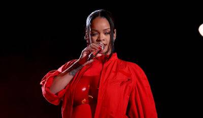 Fans Think Rihanna Teased Her Pregnancy While Hinting at 'Surprise Guest' at Super Bowl Halftime Show - www.justjared.com - Arizona - city Glendale, state Arizona