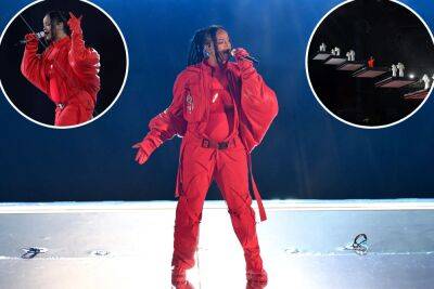 Rihanna works it in Super Bowl halftime show comeback—and, yes, she’s pregnant - nypost.com - Arizona - city Philadelphia - Philadelphia, county Eagle - county Eagle - Kansas City - city Glendale, state Arizona