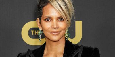 Halle Berry Face Plants At Charity Event, Teases Herself About It - www.justjared.com