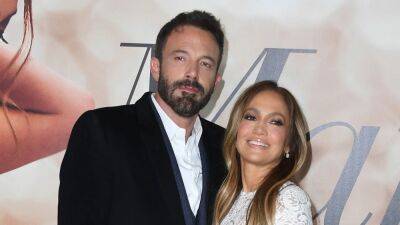 Ben Affleck, Jennifer Lopez in Escrow for New Home: What to Know About the $34.5 Million House - www.etonline.com - Los Angeles - county Pacific