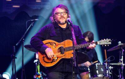 Wilco’s Jeff Tweedy announces new book ‘World Within A Song’ - www.nme.com