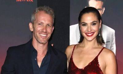 Gal Gadot gushes over husband Jaron Varsano as they spend Valentine's Day apart: 'My everything' - hellomagazine.com - Philadelphia, county Eagle - county Eagle