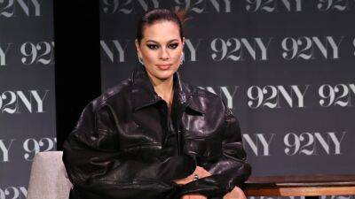 Ashley Graham Shows Her Unfiltered Postpartum Belly 1 Year After Giving Birth to Twins - www.etonline.com