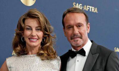 Tim McGraw admits making videos with Faith Hill is 'intimidating' in sweet Valentine's tribute: 'She just is so beautiful' - hellomagazine.com - Indiana - Philadelphia, county Eagle - county Eagle