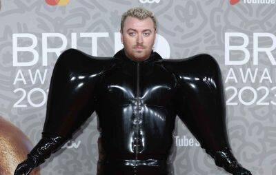 Designer behind Sam Smith’s inflatable Brit Awards suit: “The idea came from my dog” - www.nme.com