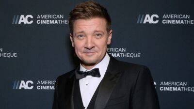 Jeremy Renner Says He's 'In the Shop Working on Me' After Snowplow Accident - www.etonline.com