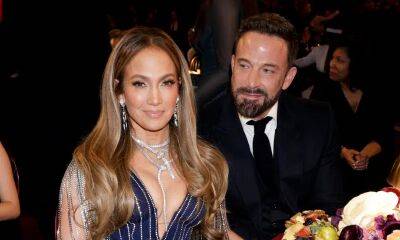 Jennifer Lopez and Ben Affleck ink their bodies with complementary tattoos - us.hola.com