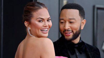 Chrissy Teigen and John Legend Dress Up Their Whole Family Including Baby Esti for Cute Valentine's Photos - www.etonline.com - county Hall - Los Angeles, county Hall