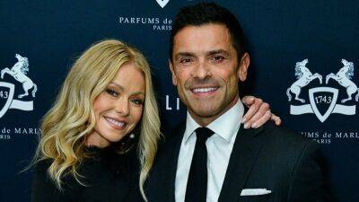 Kelly Ripa and Mark Consuelos to Co-Host 'Live' Together: A Look Back at Their Love Story - www.etonline.com - Las Vegas