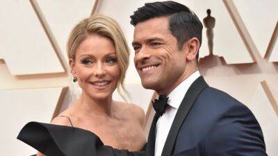 Kelly Ripa's Husband Mark Consuelos to Co-Host 'Live With Kelly' as Ryan Seacrest Exits - www.glamour.com