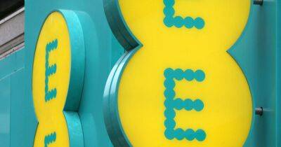 EE customers outraged as they are sent text messages confirming price rises - www.manchestereveningnews.co.uk - Britain