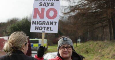 Far-right hate group Patriotic Alternative clash with anti-racist protestors at Scots 'asylum seeker hotel' for third week - www.dailyrecord.co.uk - Scotland - Beyond