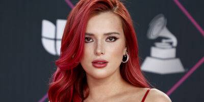 Bella Thorne Drew The Line & Refused to Sign Inappropriate Photos of Herself - www.justjared.com