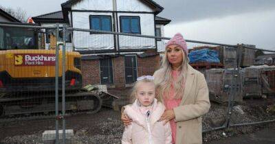 Scots mum devastated after developer withdraws from sale of home - and 'keeps' £2k deposit - www.dailyrecord.co.uk - Scotland - city Kingston - Beyond