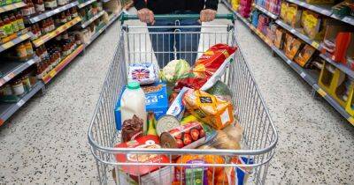 Tesco, Co-op, Iceland, Ocado, Morrisons and Waitrose shoppers can get £20 off their food shop this week - www.manchestereveningnews.co.uk - Iceland