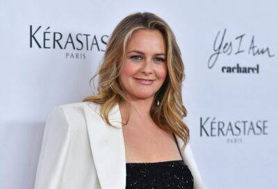 Alicia Silverstone ‘Didn’t Feel Comfortable’ With Fame After ‘Clueless’: ‘I Wasn’t Prepared For It’ - etcanada.com - Netherlands - city Amsterdam