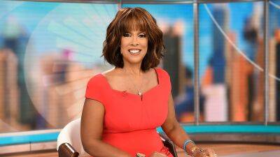 Gayle King Receives Walter Cronkite Award for Excellence in Journalism (TV News Roundup) - variety.com - Arizona - city Sandy - county Anderson - city Phoenix - county Cooper - county Woodward