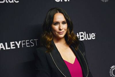 Jennifer Love Hewitt Talks Feeling ‘Blessed, Happy, Sometimes Insecure About Aging’ On Her 44th Birthday - etcanada.com
