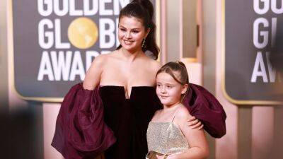 Selena Gomez Had the Cutest Underwater Photo Shoot With Her Little Sister - www.glamour.com