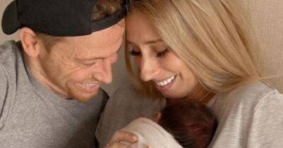 Joe Swash given demand by fans as he shares rare snaps of wife Stacey Solomon after fuming: 'What a liberty' - www.manchestereveningnews.co.uk
