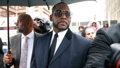 R. Kelly sentenced to 20 years in prison on child sex crimes, avoids effective life sentence - www.foxnews.com - New York - New York - Chicago