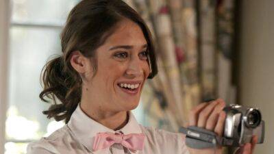 'Party Down' Cast on Lizzy Caplan's Absence in the Season 3 Premiere (Exclusive) - www.etonline.com - Britain - Kentucky - county Scott