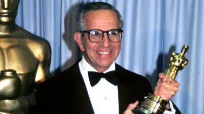 Walter Mirisch Dies: Oscar-Winning Producer Of ‘In The Heat Of The Night’ & ‘West Side Story’ Was 101 - deadline.com