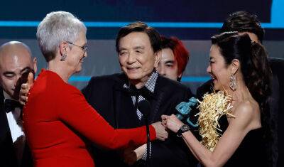 94-Year-Old Actor James Hong Steals the Show While Accepting Best Cast Award at SAG Awards 2023 for 'Everything Everywhere All at Once' - www.justjared.com - Los Angeles