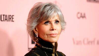 Jane Fonda ‘Didn’t Know How’ to Be a Mother to Her Three Kids When She Was Younger - www.glamour.com - France