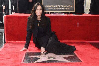 Courteney Cox snubbed by ‘Friends’ at Walk of Fame star ceremony? - nypost.com