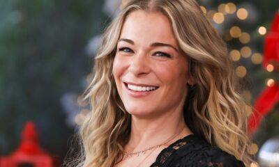 LeAnn Rimes is glowing in gorgeous new photo as she shares exciting career news - hellomagazine.com