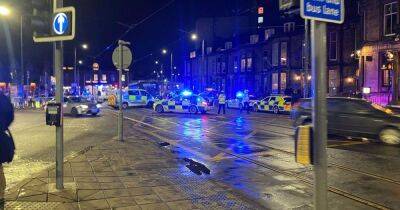 Major Edinburgh road locked down by police amid 'ongoing incident' - www.dailyrecord.co.uk - Scotland - Beyond