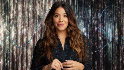 Gina Rodriguez on Moving to Oregon, Becoming a Parent, and Leading a New Series - www.glamour.com - Los Angeles - California - state Oregon - county Pacific