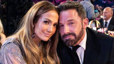 Jennifer Lopez Insists Ben Affleck Was Not Miserable at the Grammys - www.glamour.com