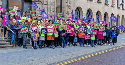 Council saved £245,000 on wages from one day of teacher strike action - www.dailyrecord.co.uk