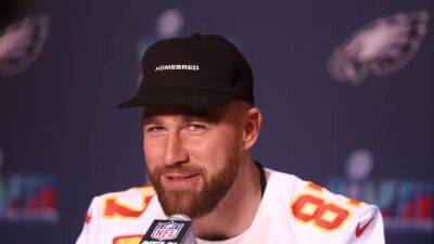Travis Kelce May or May Not Be Dating Zuri Hall - www.glamour.com - Kansas City