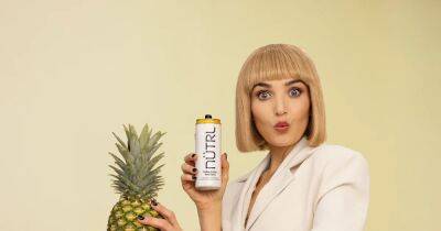 SNL’s Chloe Fineman Stars in Hilarious NÜTRL Vodka Seltzer Campaign: Details - www.usmagazine.com - California