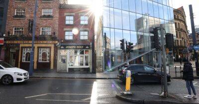 Brewery's cheeky dig at Fred Done's controversial 'Shudehill Shard' skyscraper which towers over historic city centre pub - www.manchestereveningnews.co.uk - Manchester