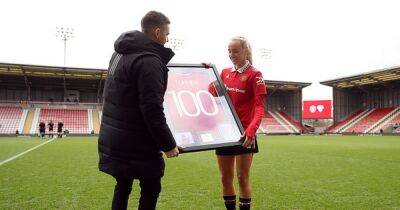 Marc Skinner hands Millie Turner award as WSL star becomes Manchester United's third centurion - www.manchestereveningnews.co.uk - Manchester - county Durham