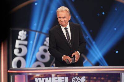 Pat Sajak snaps at ‘Wheel of Fortune’ contestant: ‘Don’t touch that!’ - nypost.com - Chicago