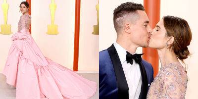 Allison Williams & Fiance Alexander Dreymon Kiss on Oscars 2023 Red Carpet - www.justjared.com - Hollywood